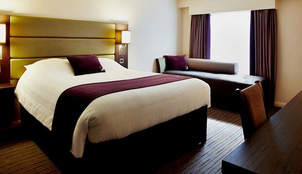 Wateringbury Premier Inn Maidstone מראה חיצוני תמונה